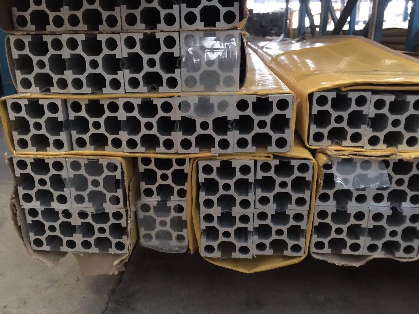 鋁型材定制開模4040支架鋁型【現(xiàn)貨】